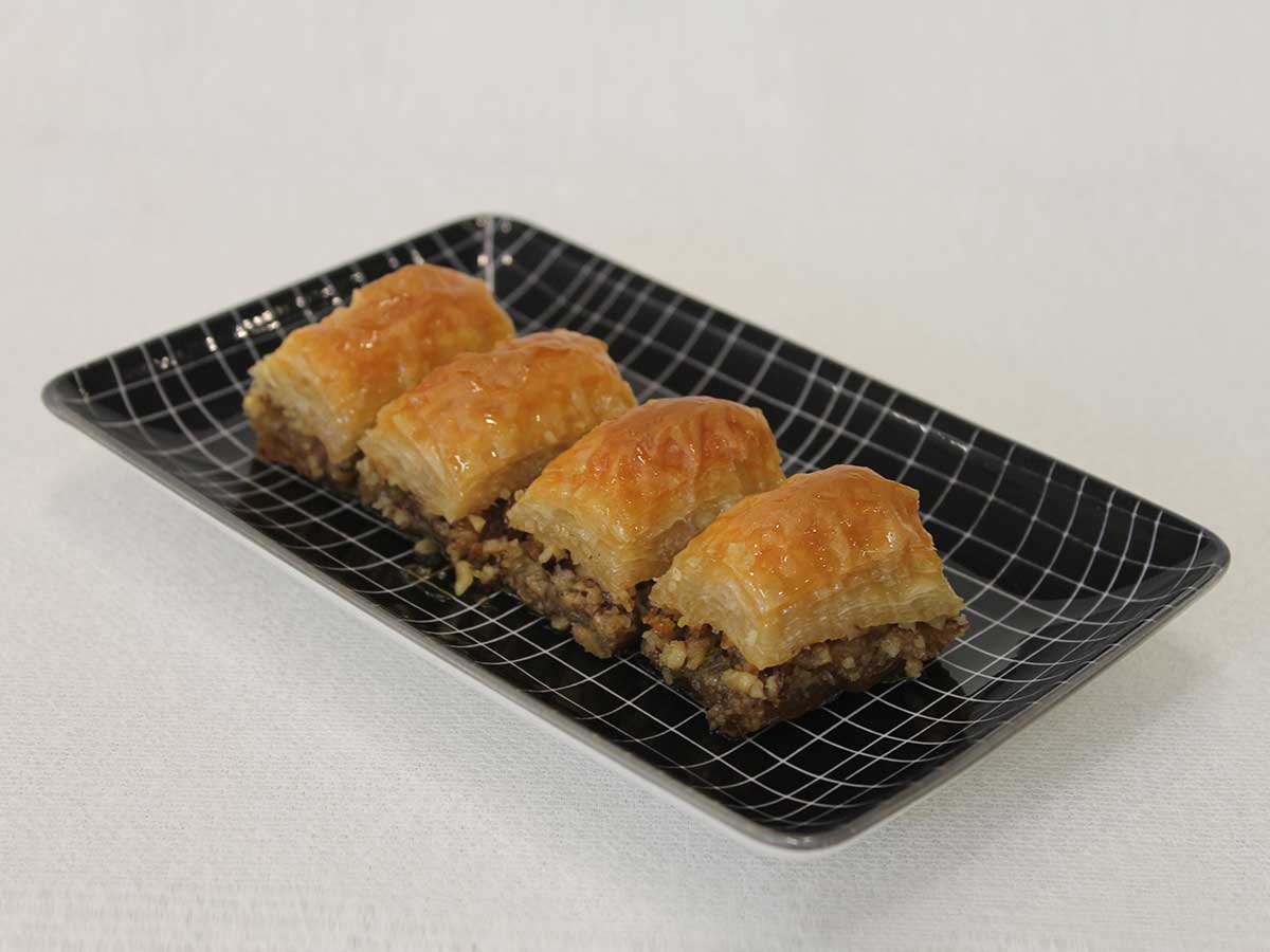 cevizli baklava